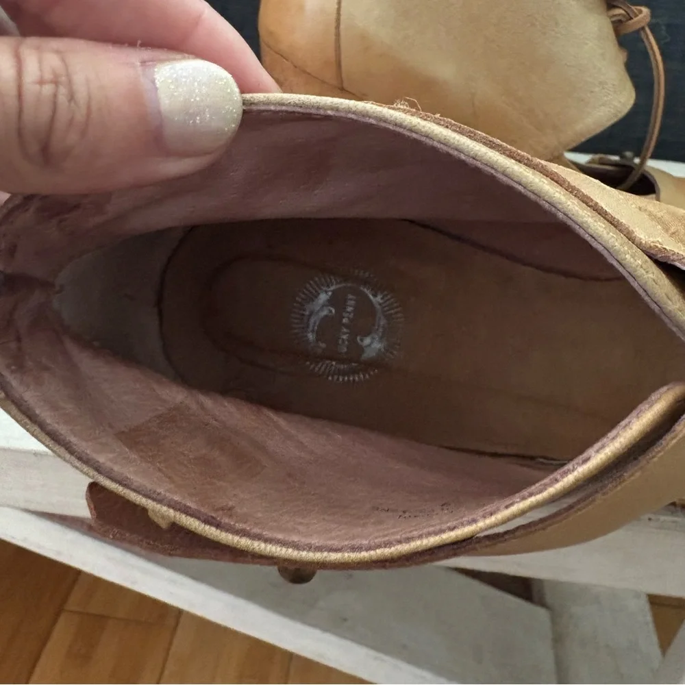Anthropologie Lucky Penny Leather Wedges Camel Tan  Retro Sz. 39/8.5 Retail $179